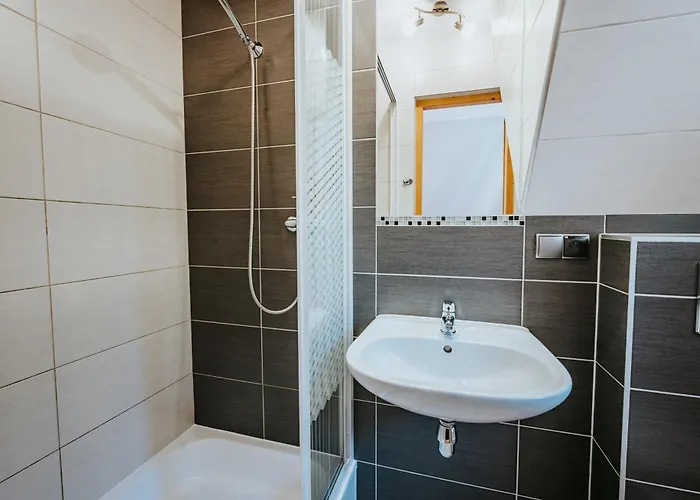 Pensión Zacisze Wolny Pokój 3*