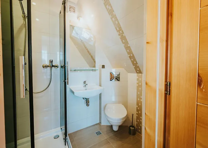 Zacisze Wolny Pokój 3*