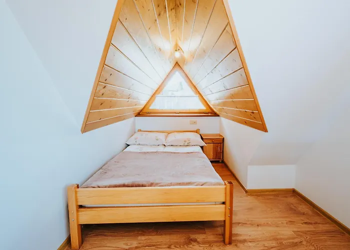 Zacisze Wolny Pokój 3*